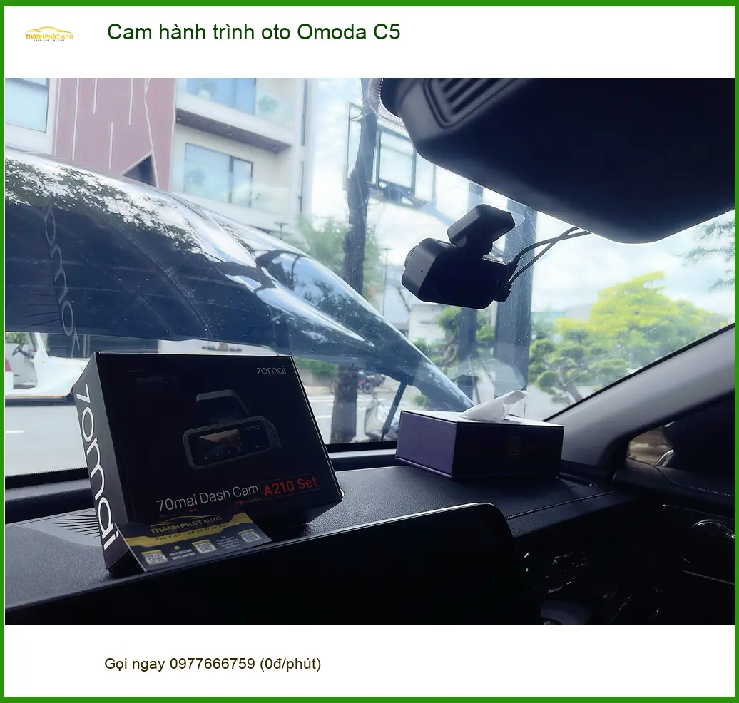 Chị Mai lắp cam hành trình ô tô Omoda C5 ở Quận 9 để an tâm trên mọi cung đường