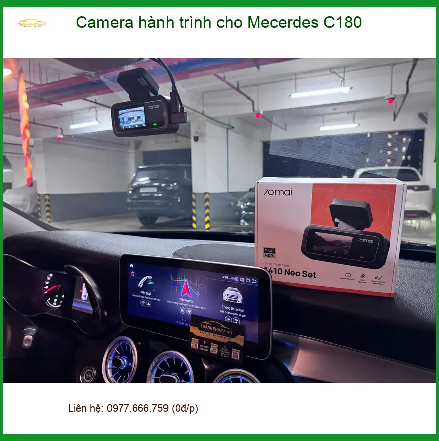 Anh Nam Phong lắp camera hành trình Mercedes C180 tại Quận 9 ảnh thực tế 2