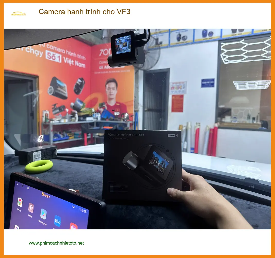 Chú Nam lắp Camera hành trình cho VinFast VF3 tại Quận 12 để an tâm lái xe