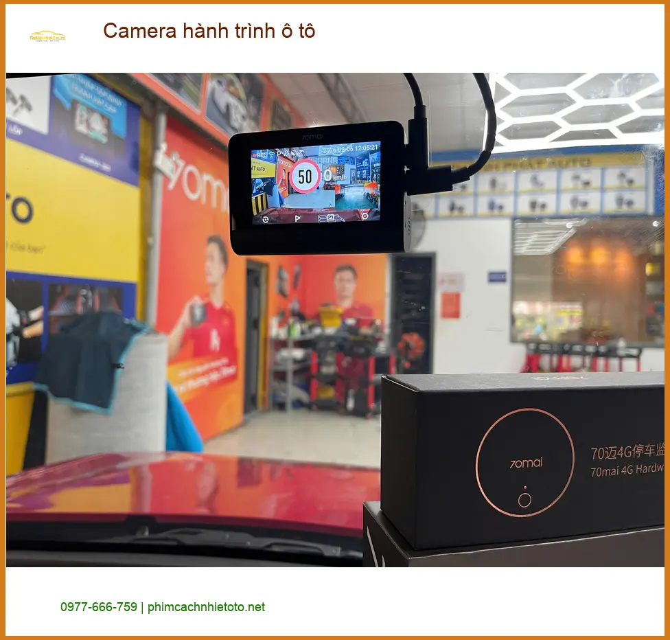 Anh Dũng lắp Camera hành trình ô tô cho Hyundai Accent tại Q12 tiện đường đi làm