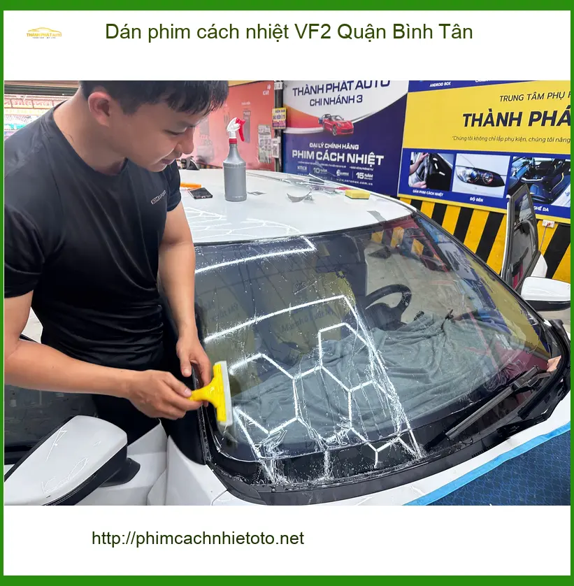 Nơi Dán Phim Cách Nhiệt Ô Tô VF2 Quận Bình Tân - Giá Tốt TPHCM ảnh thực tế 2