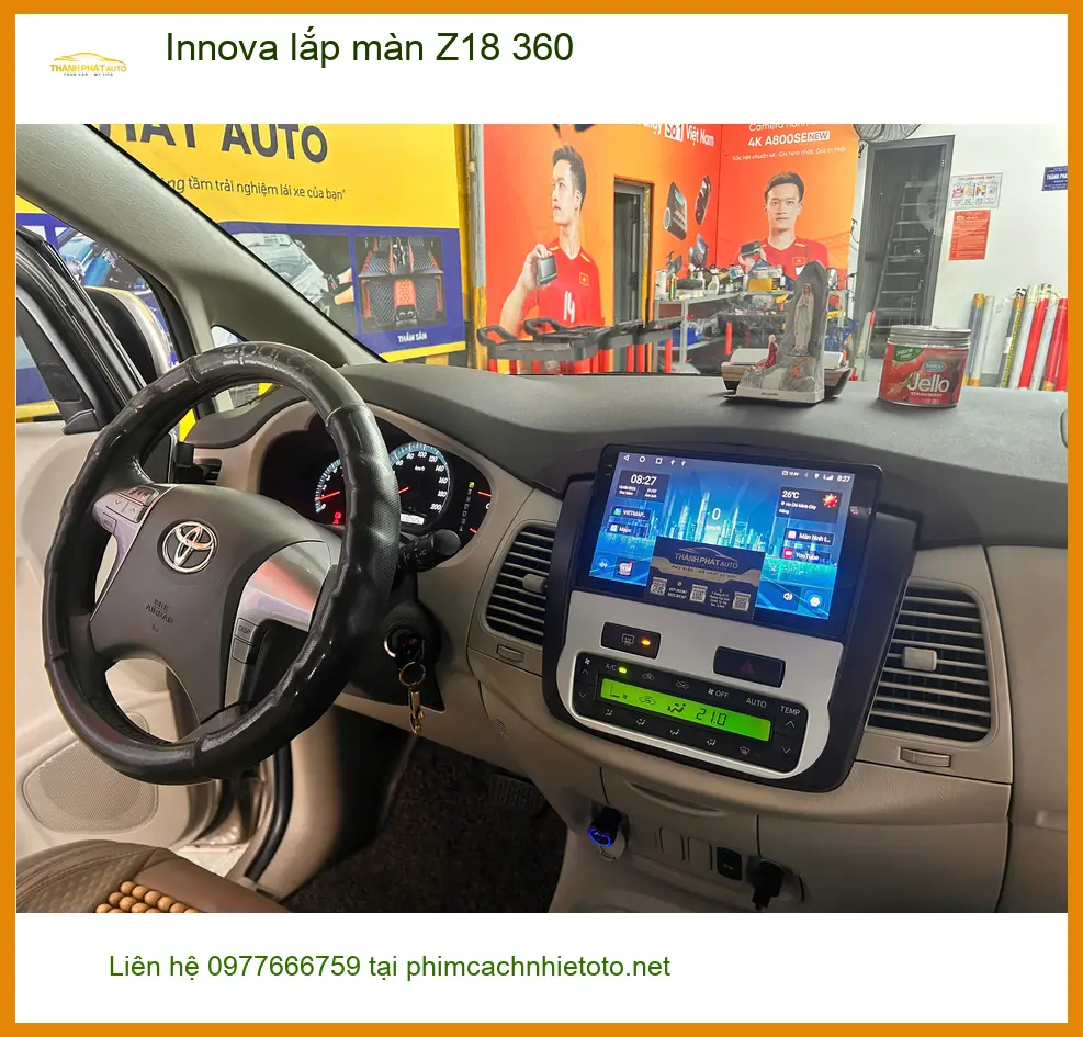 Chú Nam lắp màn Z18 360 cho Innova tại Quận 12 để lái xe an toàn hơn