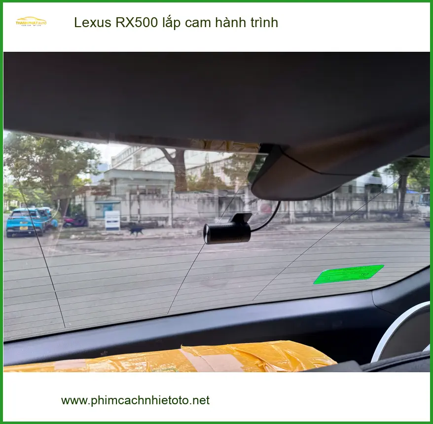 Anh Gia Bảo lắp cam hành trình Lexus RX500 ở Quận 9, an tâm mọi nẻo đường