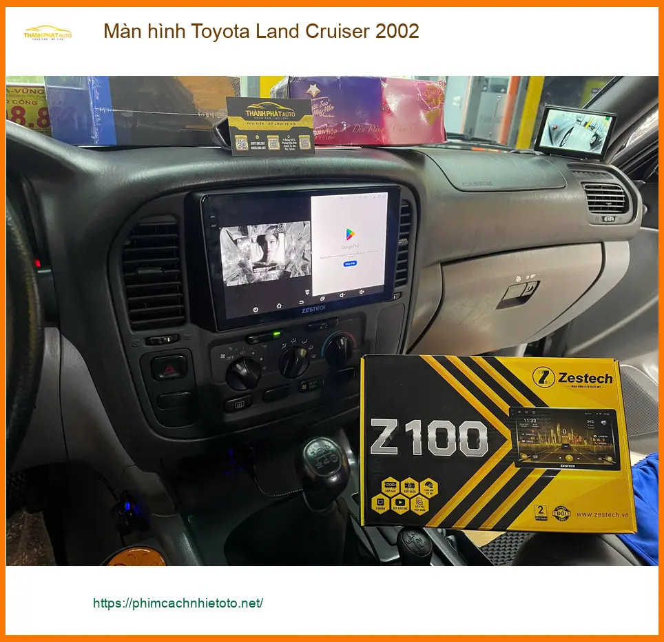 Anh Nam lắp màn hình Toyota Land Cruiser 2002 tại Quận 9 để giải trí ảnh thực tế 2