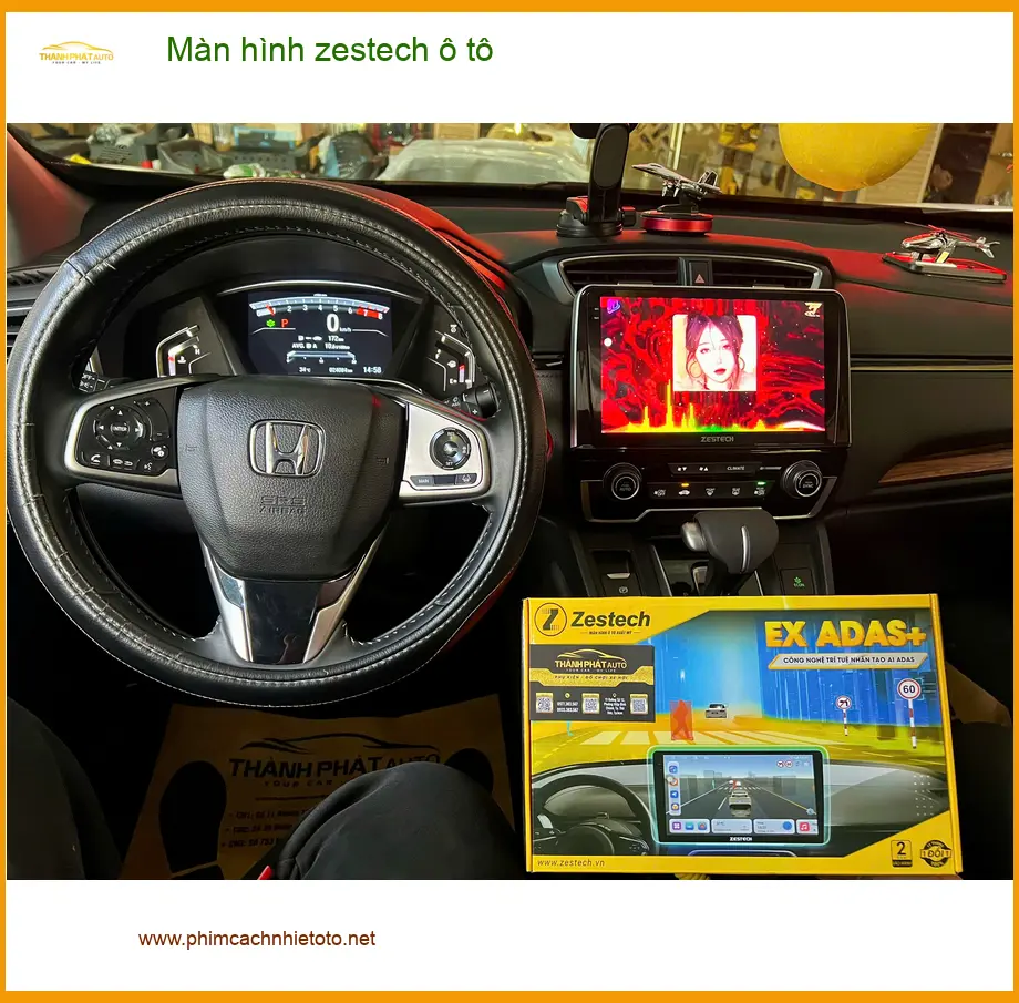 Anh Bách lắp màn hình Zestech ô tô cho Kia Carnival tại Thủ Đức để nâng tầm giải trí