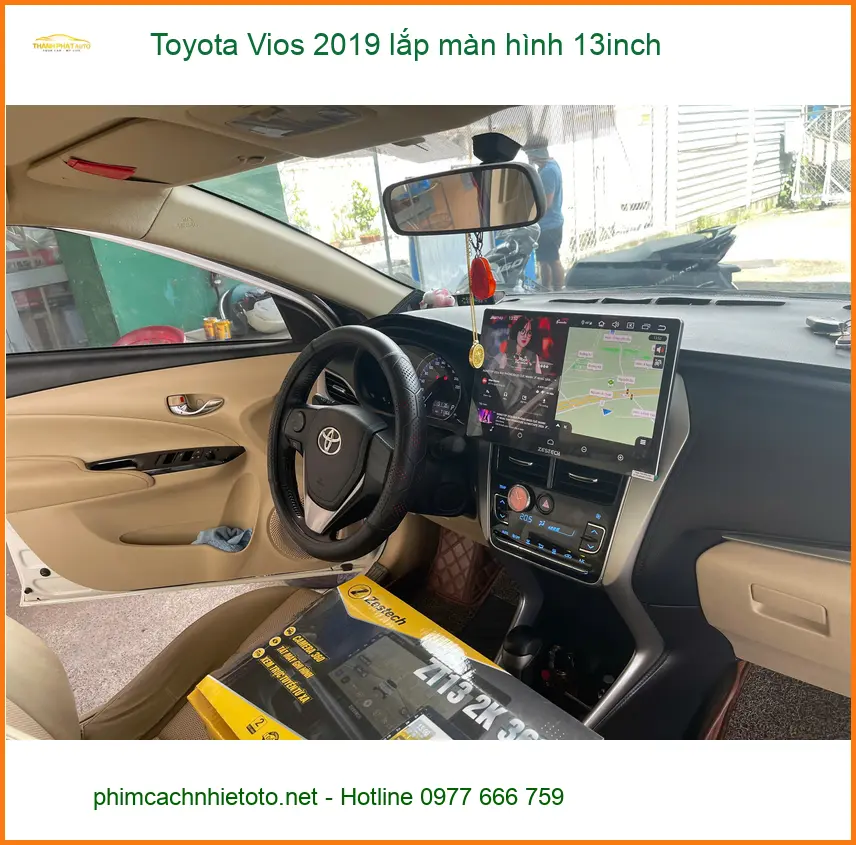 Chú Minh Toyota Vios 2019 lắp màn hình 13inch tại Quận 9 vì màn zin cũ ảnh thực tế 3