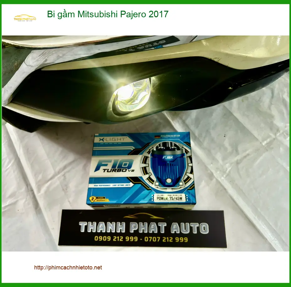 Anh Khải độ bi gầm Mitsubishi Pajero 2017 tại Quận Thủ Đức vì đèn zin kém sáng