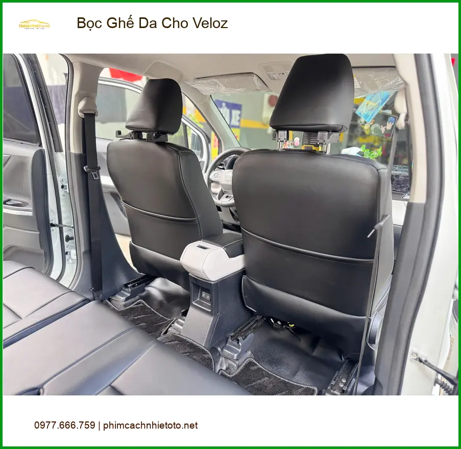 Anh Minh bọc ghế da cho Veloz tại Quận 9 để xe luôn mới và sang trọng