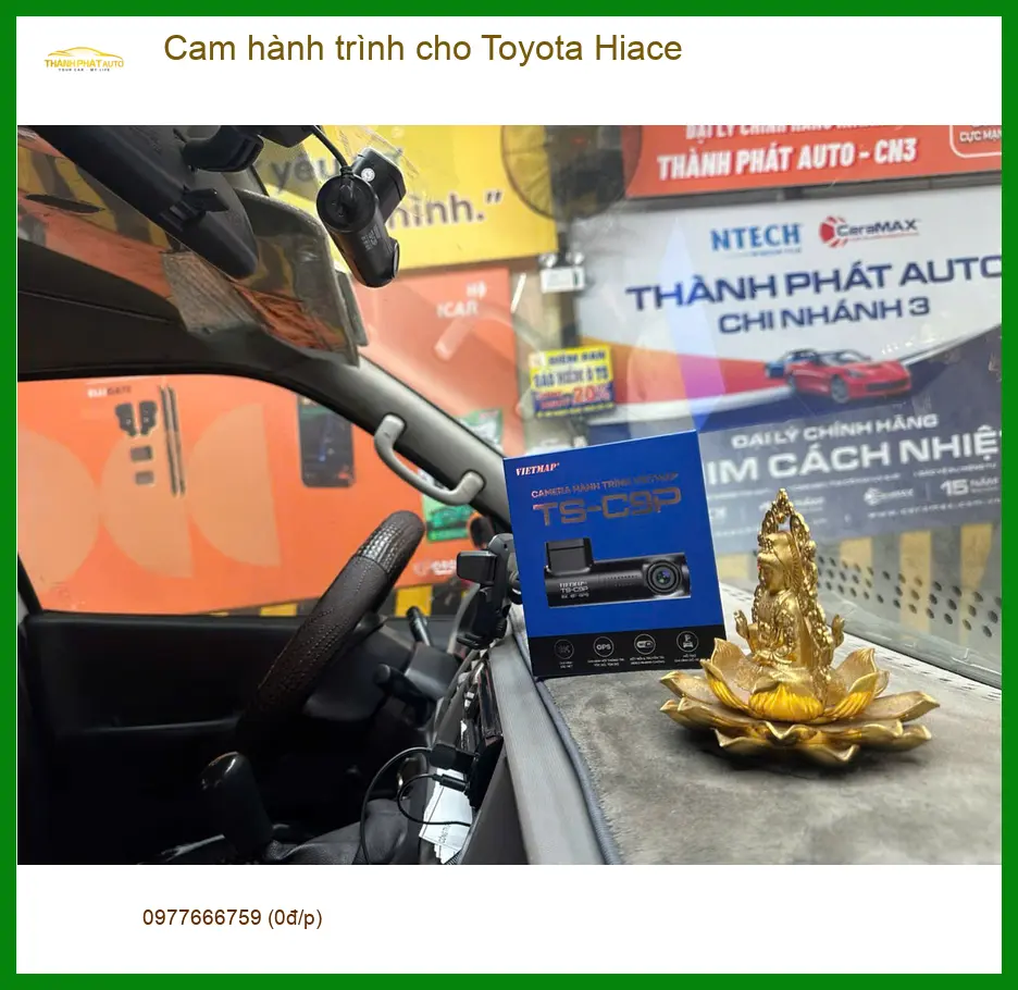 Anh Kiên lắp cam hành trình cho Toyota Hiace tại Quận 12 để an tâm lái xe đường dài ảnh thực tế 5