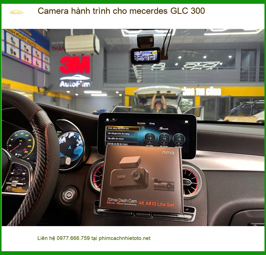 Anh Quang lắp Camera hành trình Mercedes GLC 300 tại Quận 9 để bảo vệ xe
