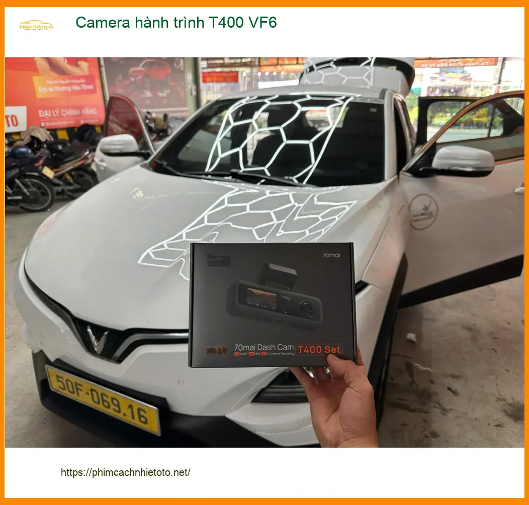 Anh Quang lắp camera hành trình T400 cho VF6 tại Quận 12 để an tâm lái xe trên đường đông ảnh thực tế 2