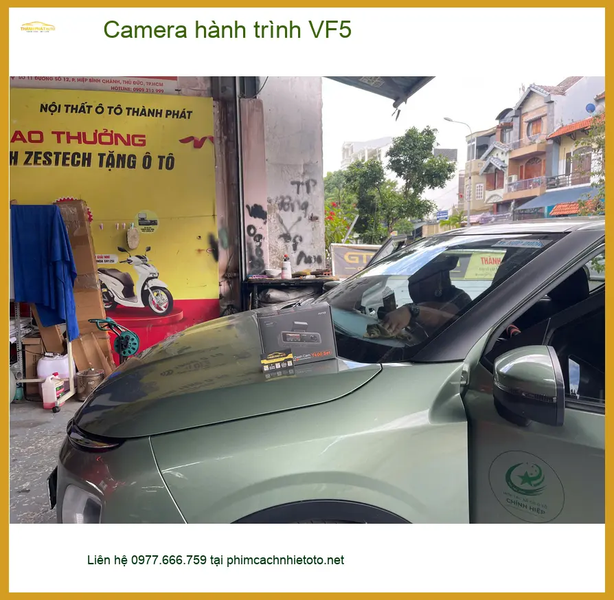 Anh Bách lắp Camera hành trình cho VF5 ở Quận 9 để có bằng chứng va chạm
