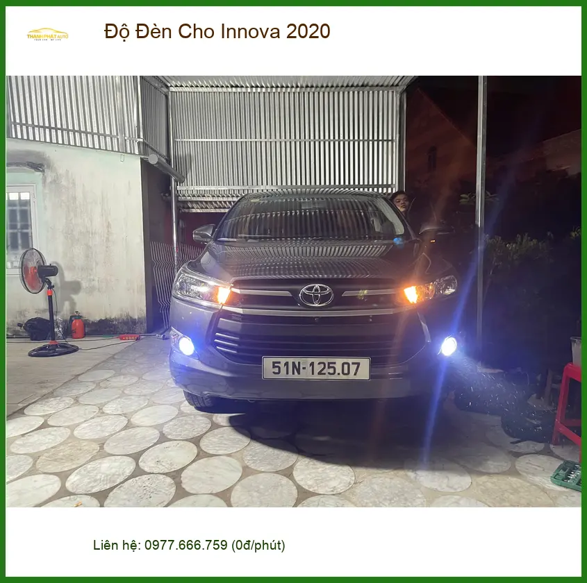 Anh Minh độ đèn Innova 2020 tại Quận 9 để đi đêm an toàn.