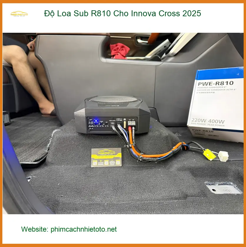 Chị Lan Anh độ Loa Sub R810 Innova Cross 2025 Quận 12 chất âm uy lực ảnh thực tế 4