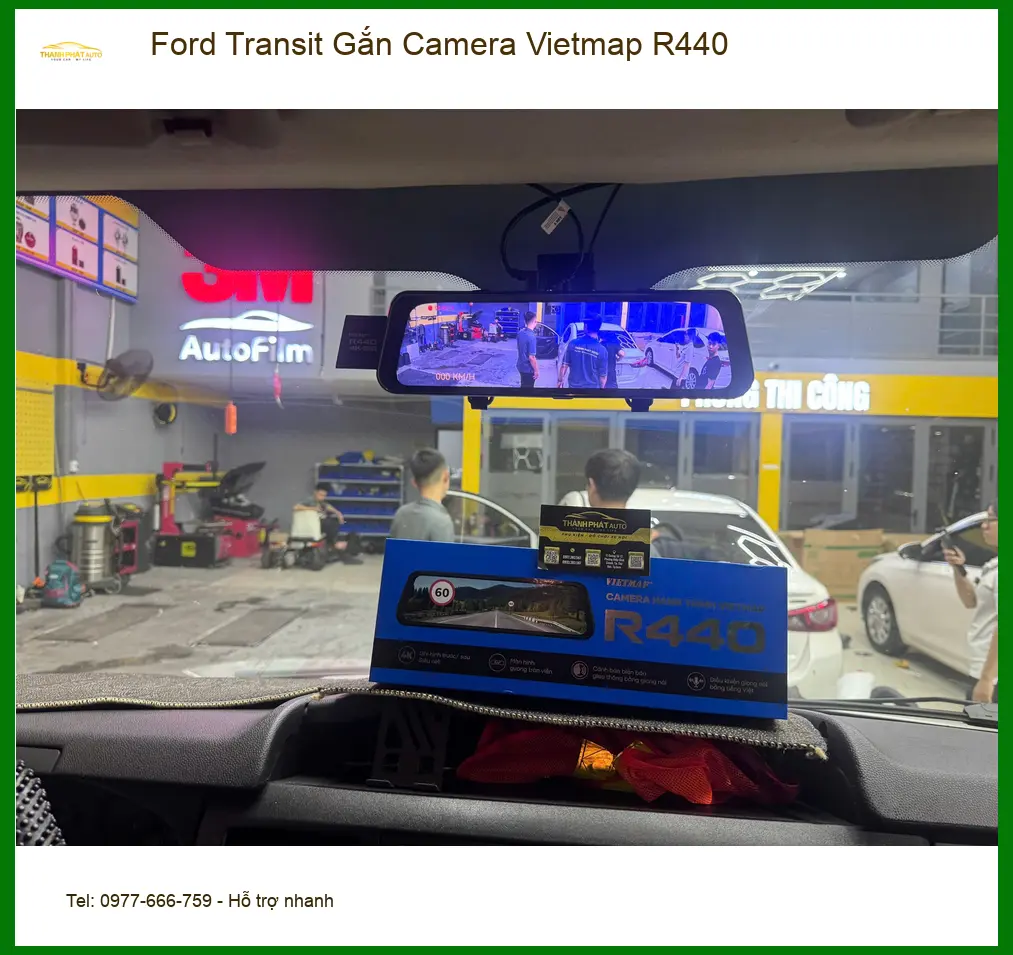 Anh Nam lắp Camera Vietmap R440 Ford Transit tại Quận 9 để tránh va chạm khi lùi. ảnh thực tế 3