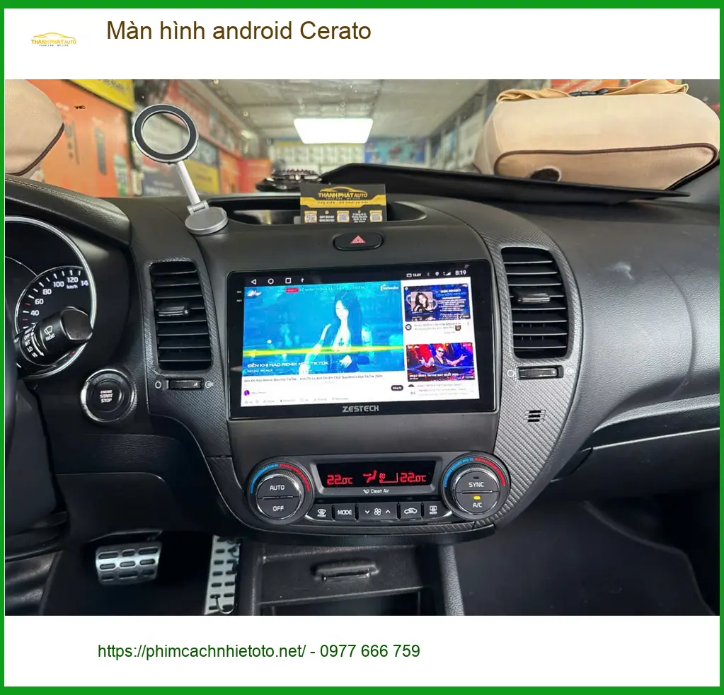 Chị Thảo lắp màn hình Android Cerato tại Quận 12 vì màn zin thiếu tính năng giải trí