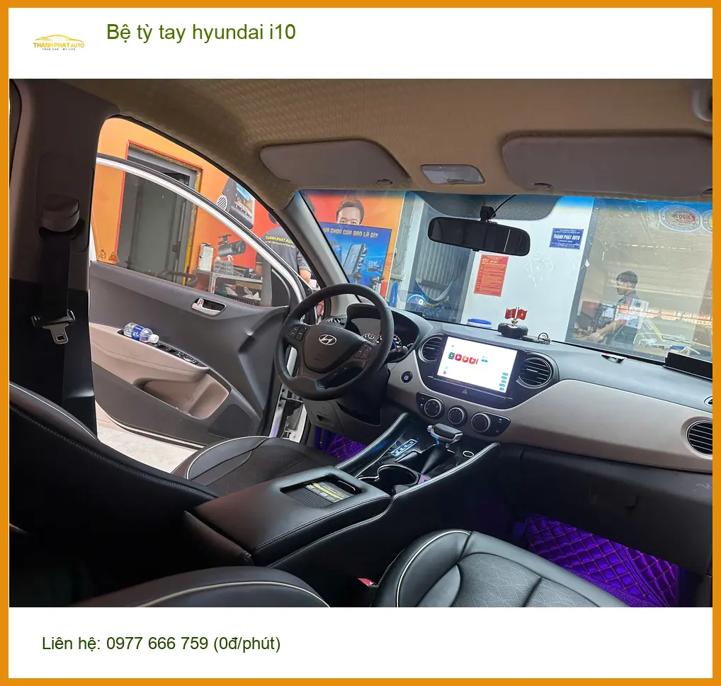 Anh Quang lắp bệ tỳ tay Hyundai i10 tại Quận 2 để lái xe thoải mái hơn ảnh thực tế 4