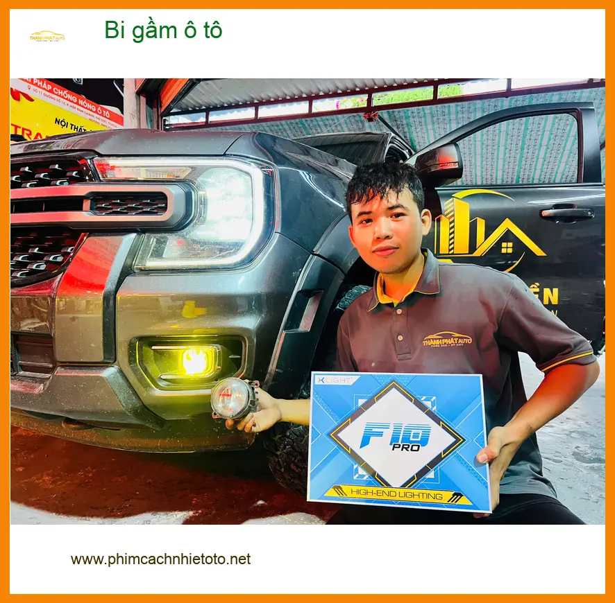 Anh Khang độ bi gầm ô tô Hyundai Accent tại Tân Bình vì đèn zin yếu sáng