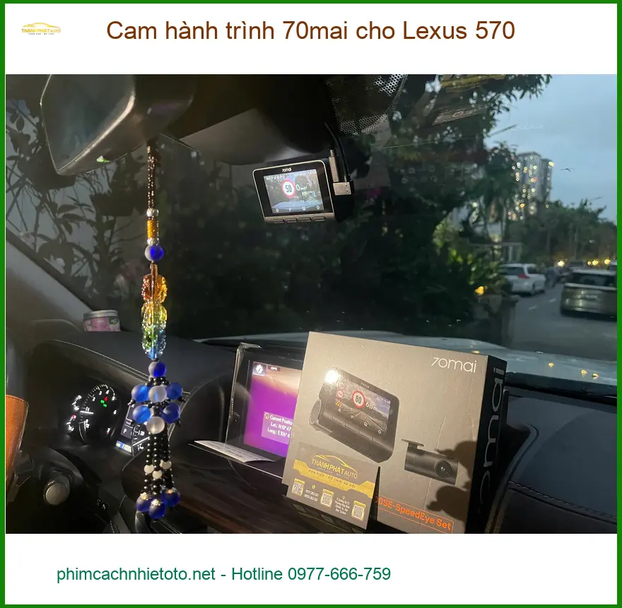 Chị Thảo lắp Cam hành trình 70mai cho Lexus 570 ở Quận 9 an toàn