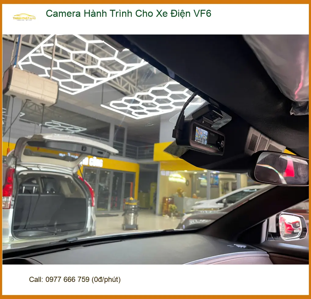 Anh Tấn lắp Camera Hành Trình cho VinFast VF6 tại Quận 9 để ghi lại mọi cung đường