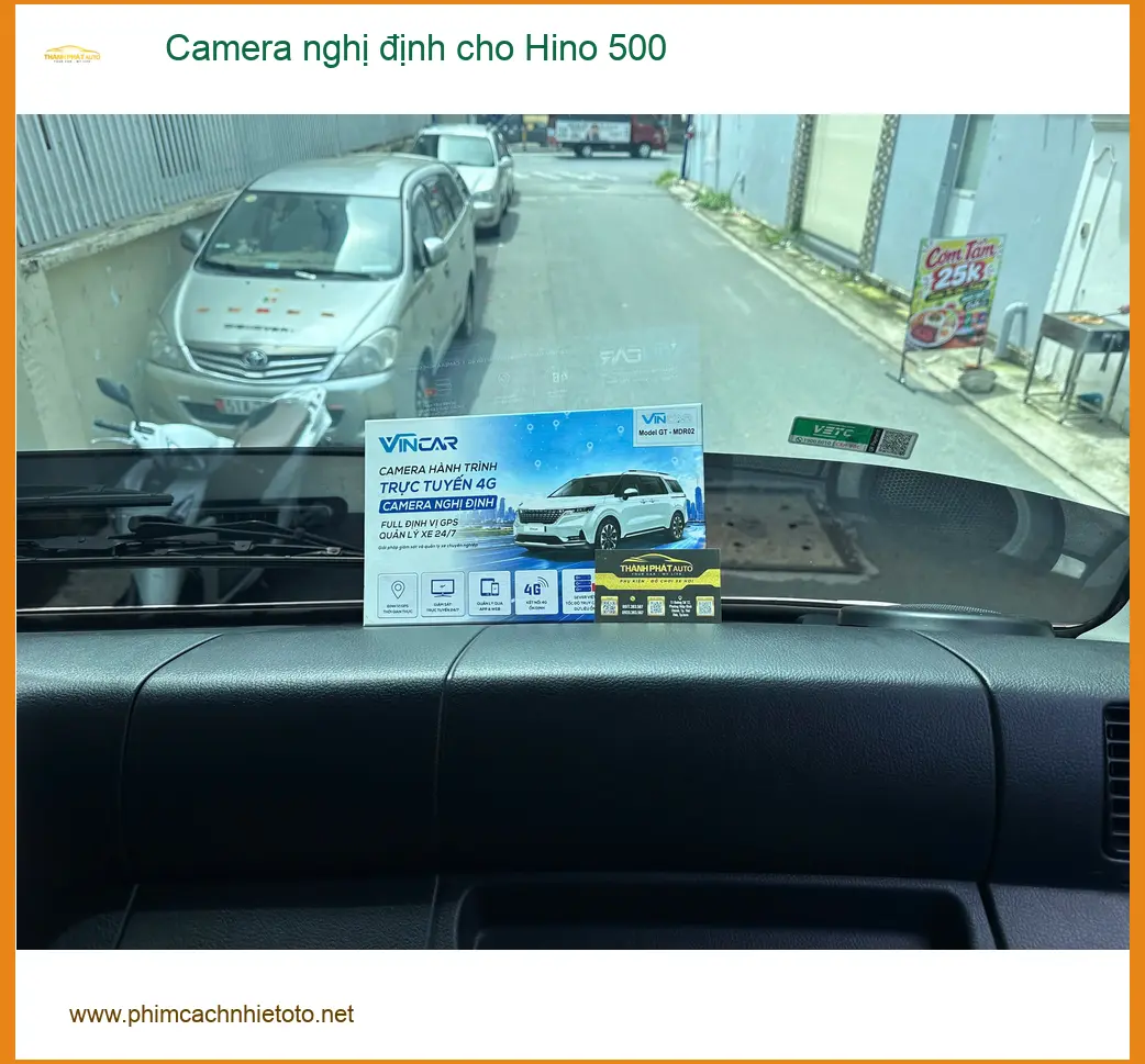 Anh Dũng lắp Camera nghị định cho xe Hino 500 ở Quận 12