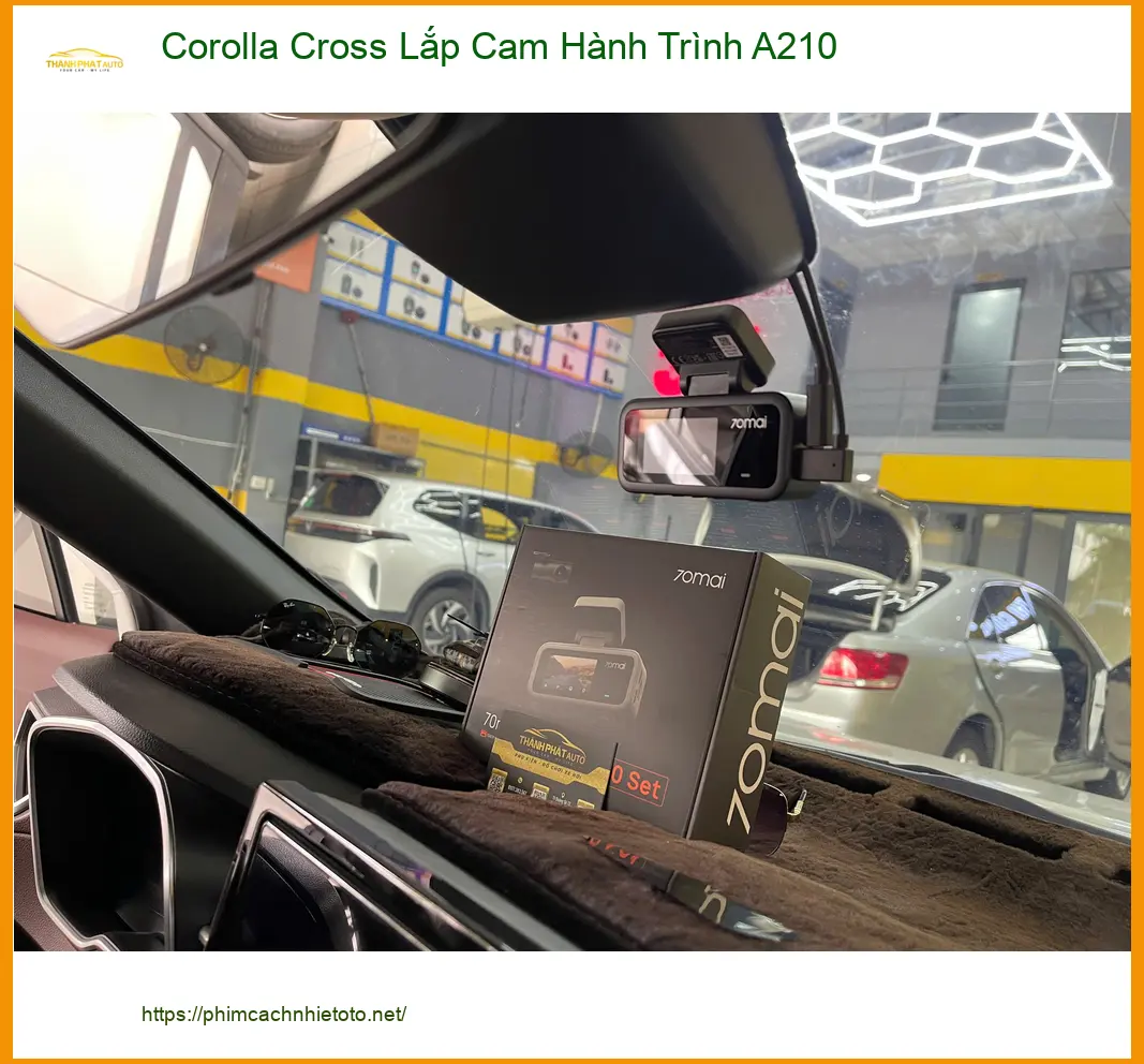 Chú Phát Corolla Cross Lắp Cam Hành Trình A210 Quận 9 đảm bảo an toàn