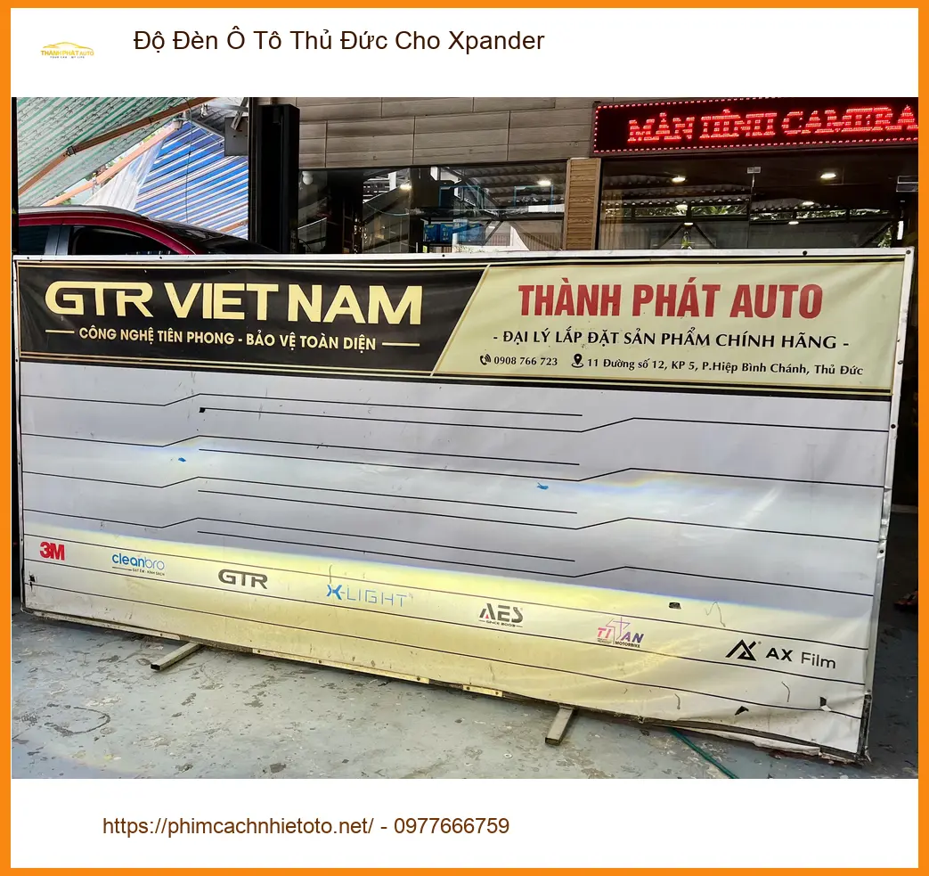Anh Huy độ đèn ô tô Xpander tại Quận Thủ Đức vì đèn zin quá tối