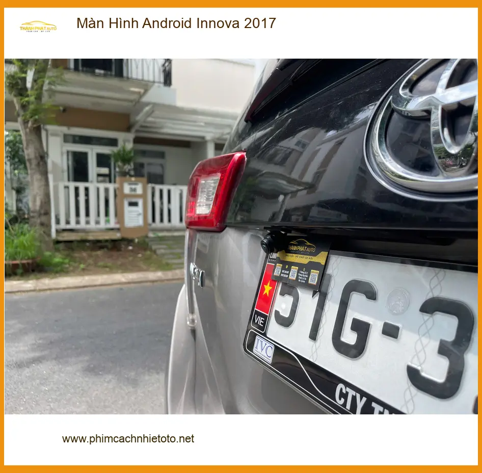 Chú Minh lắp Màn Hình Android Innova 2017 tại Quận 9 để xem bản đồ và giải trí