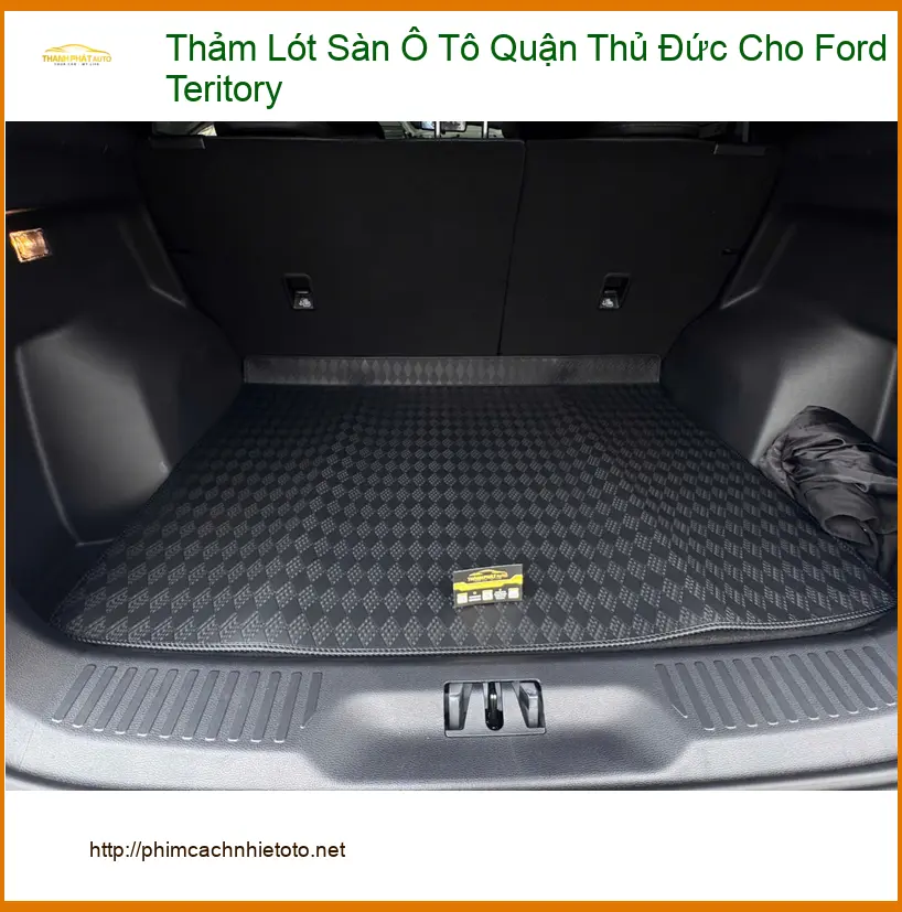 Anh Tùng lắp thảm lót sàn ô tô Ford Territory tại Thủ Đức chuẩn xe sang ảnh thực tế 3